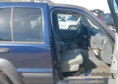 2006 Jeep Liberty Sport из США, поврежденный, VIN 1J4GL48K06W176596